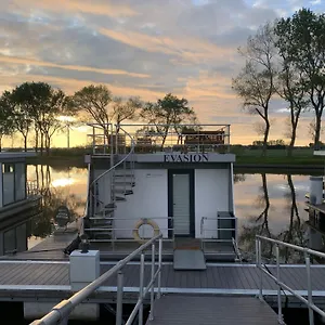 Evasion Botel Nieuwpoort